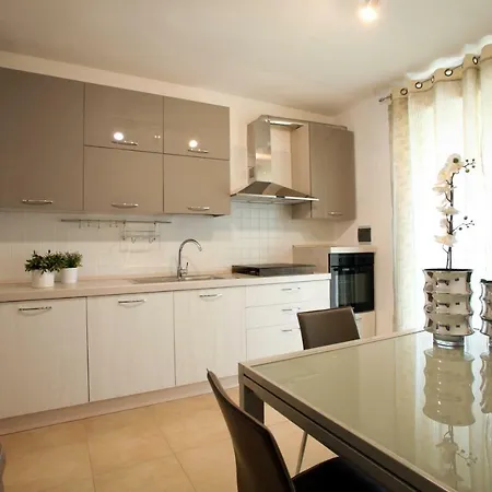 Le Querce Federiciane فندق مبيت وإفطار *