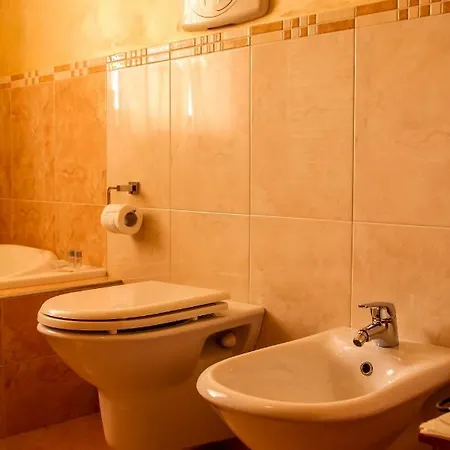 فندق مبيت وإفطار Le Querce Federiciane أندريا